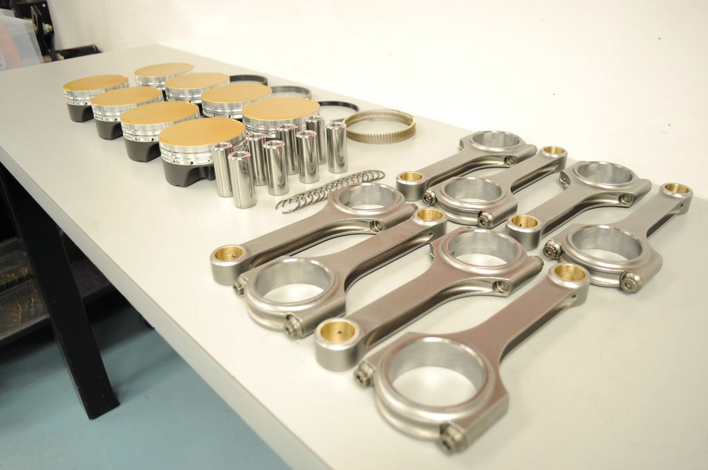 FINALLY, a 6.4L Hemi Drop In Piston/Rod Kit!